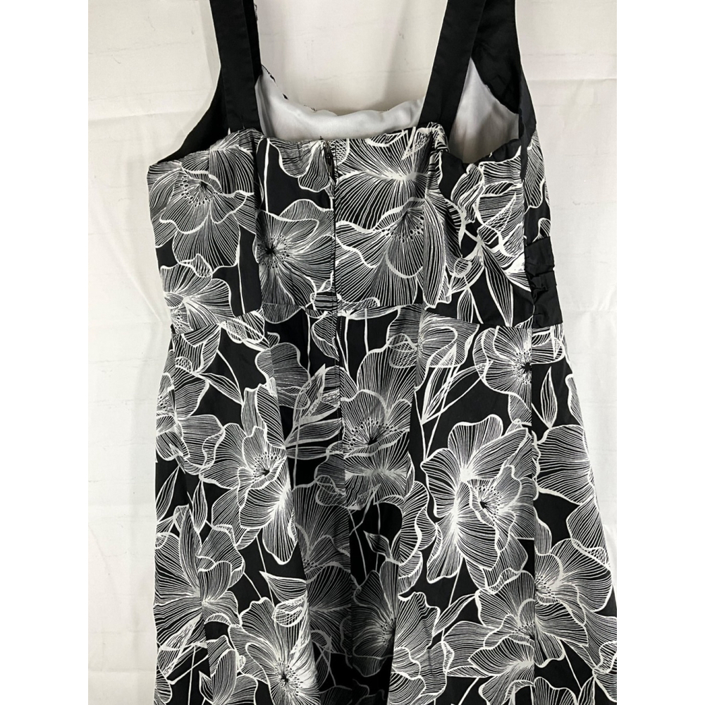 Dress Barn Black Floral Print Sleeveless Knee-Length Dress Size 20 Used - Picture 3 of 5
